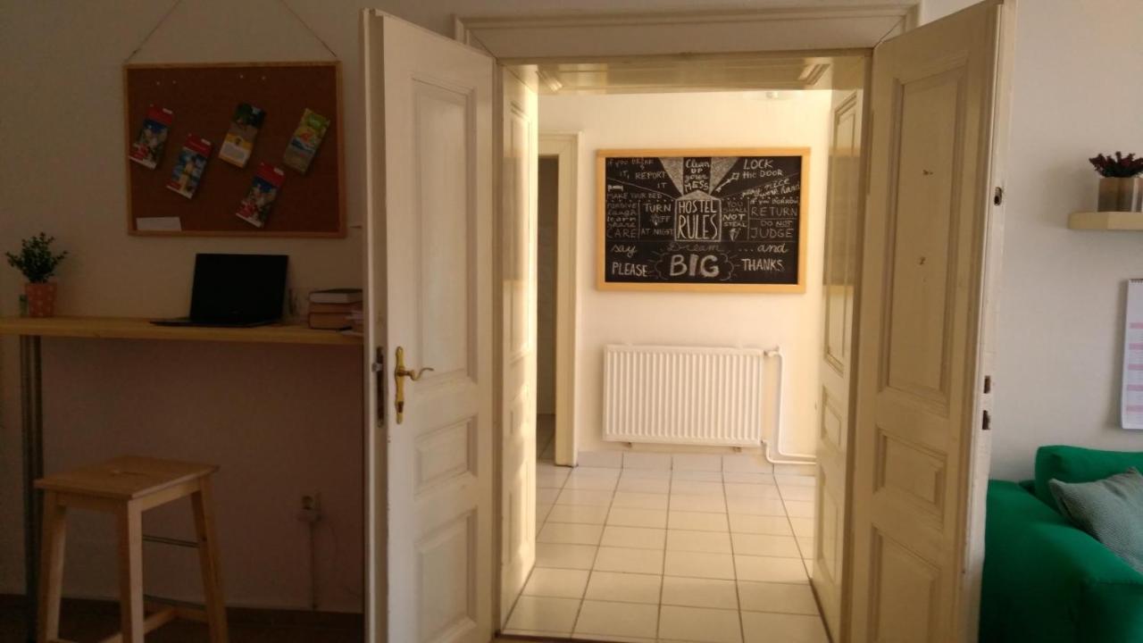 Gran Hostel Besztercebánya Kültér fotó