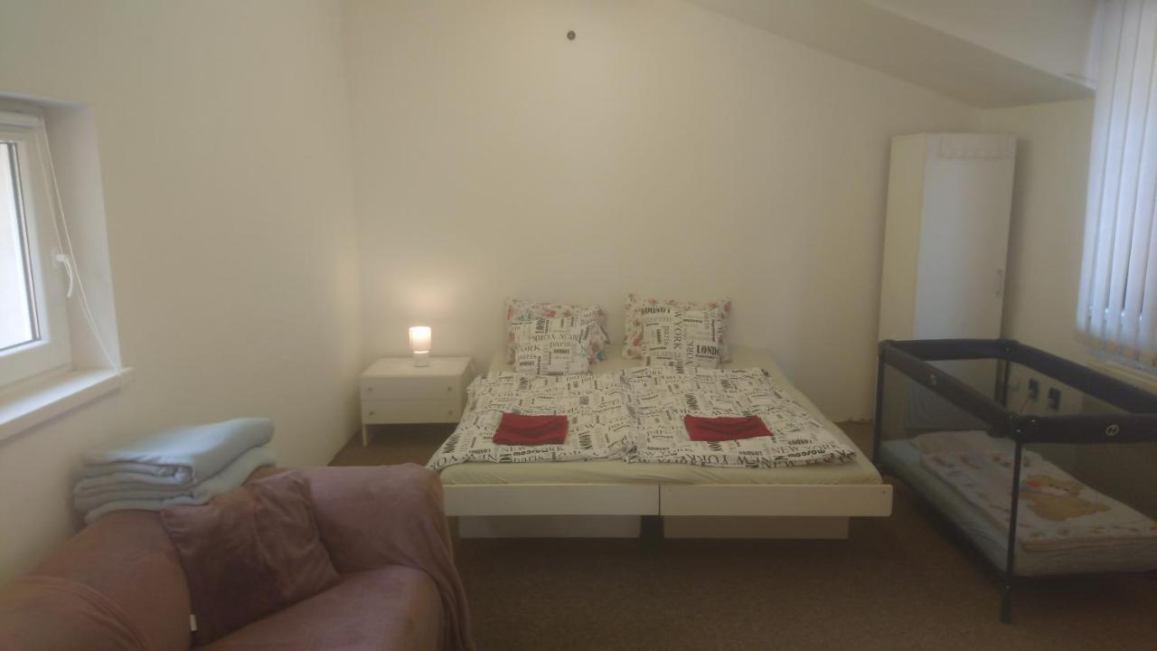 Gran Hostel Besztercebánya Kültér fotó
